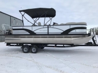 2019 Sylvan Mirage 8522 CRS RL Tri-toon